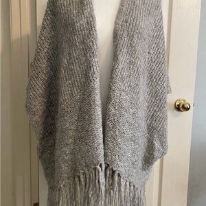 DKNY Jeans Grey Fringed Sweater Poncho XS
